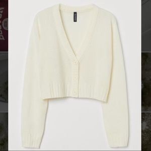 Cropped H&M cardigan in cream